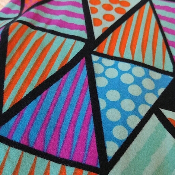 LuLaRoe One Size Leggings - Picture 2 of 4